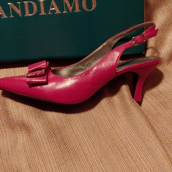 Brand new kitten heels - Picture 2 of 10